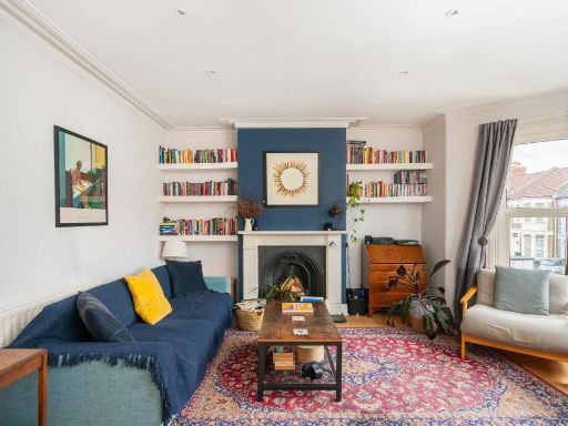 Similar property image