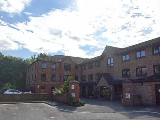 Similar property image