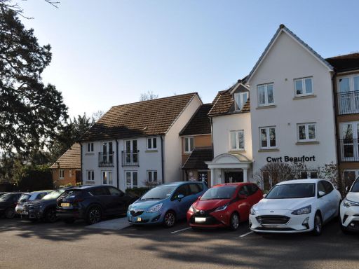Similar property image