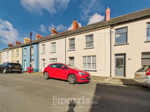 Similar property image