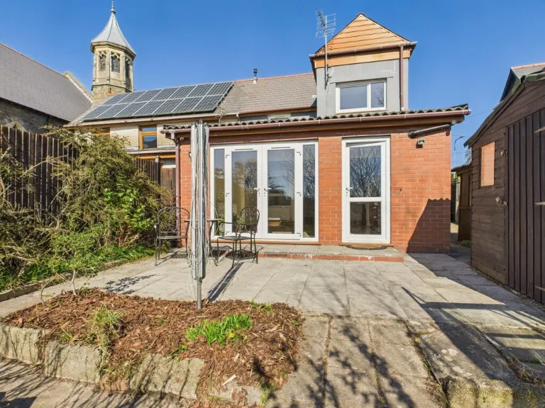 property Compatible Images}