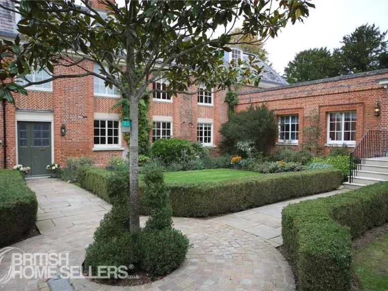 property Compatible Images}