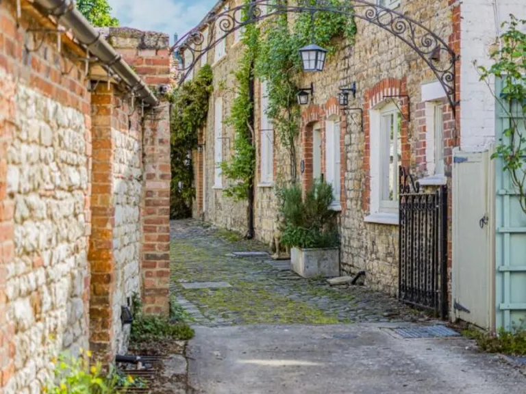 property Compatible Images}