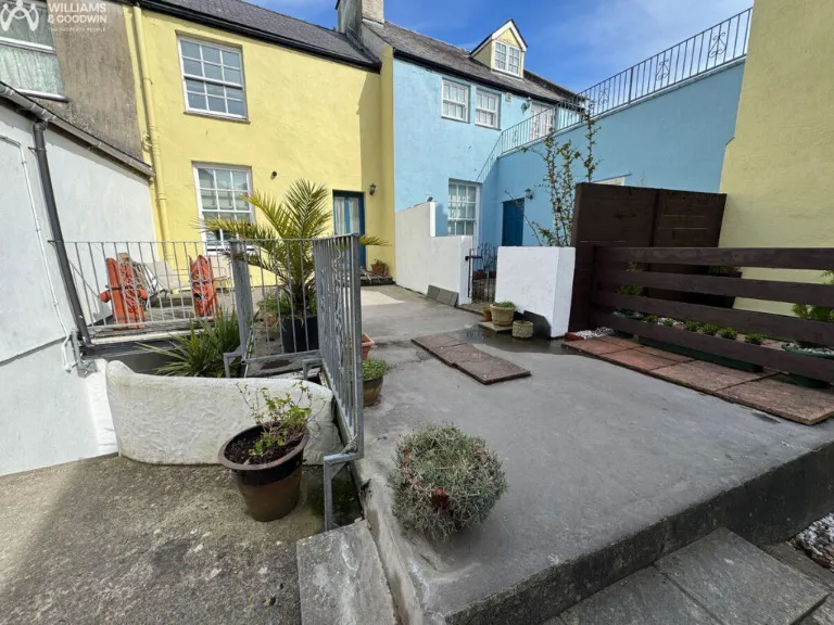 property Compatible Images}