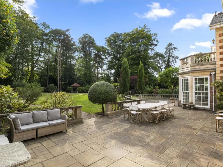 property Compatible Images}