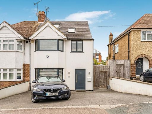 Similar property image