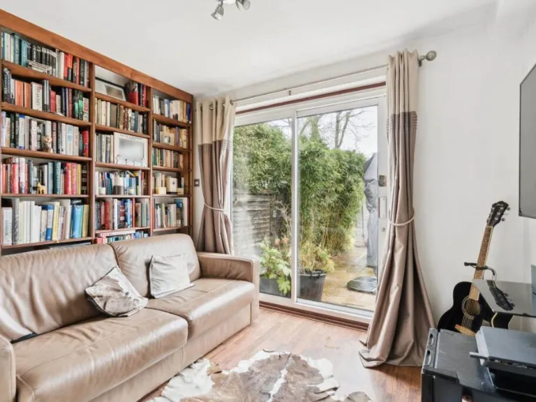 property Compatible Images}