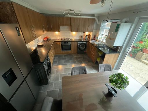 Similar property image