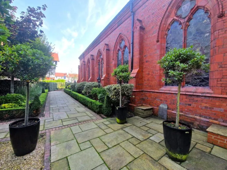 property Compatible Images}