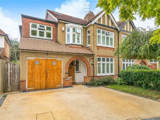 Similar property image