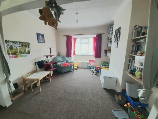 Similar property image