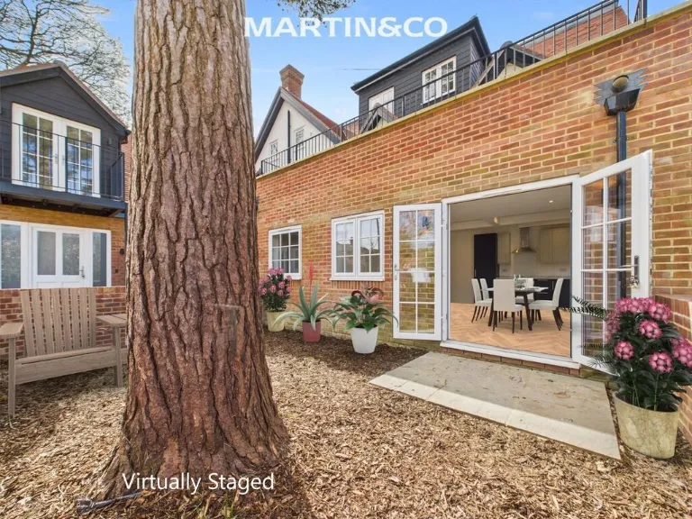 property Compatible Images}