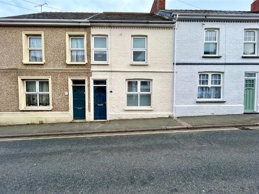 Similar property image