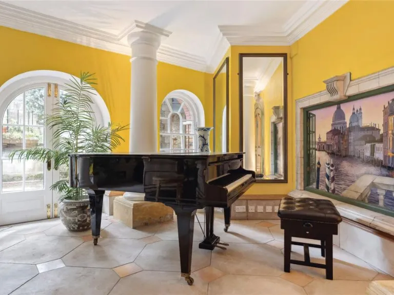 property Compatible Images}