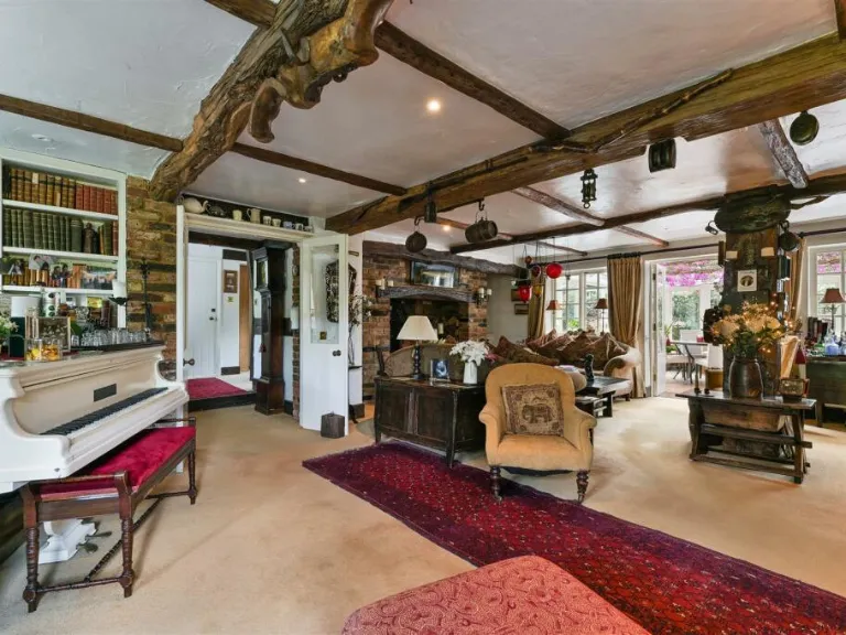 property Compatible Images}