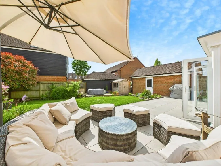 property Compatible Images}