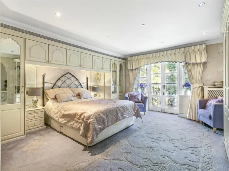 property Compatible Images}