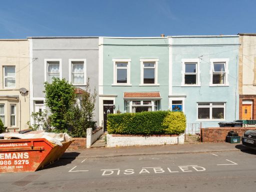 Similar property image