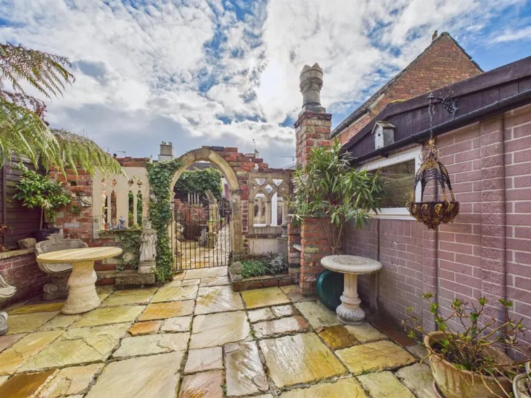 property Compatible Images}