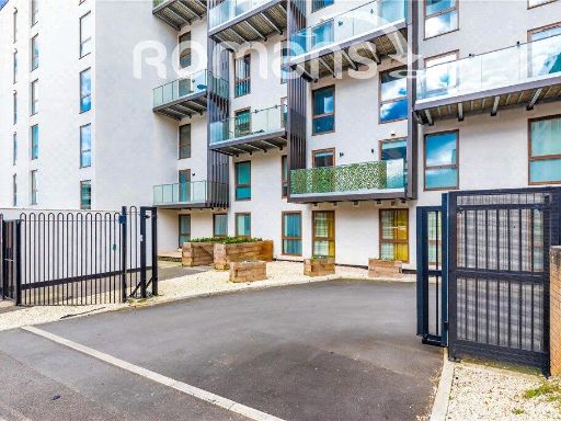 Similar property image