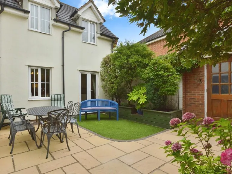 property Compatible Images}