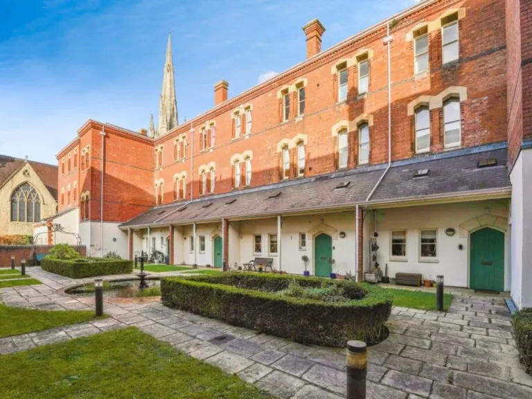 property Compatible Images}