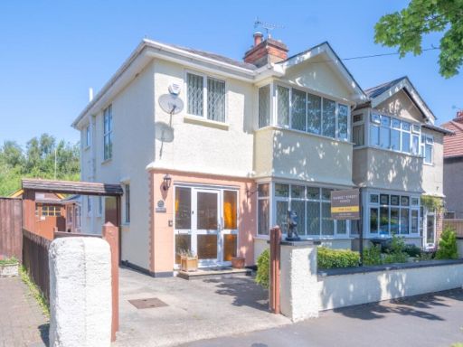 Similar property image