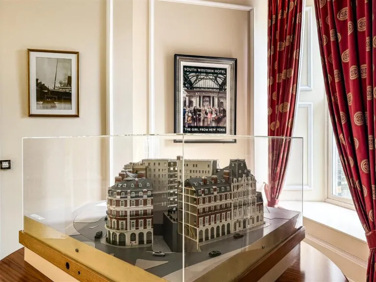 property Compatible Images}