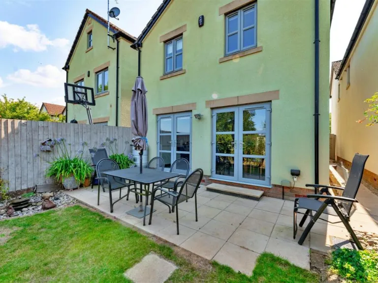 property Compatible Images}