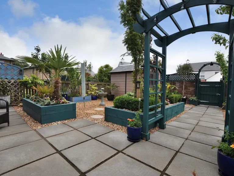 property Compatible Images}