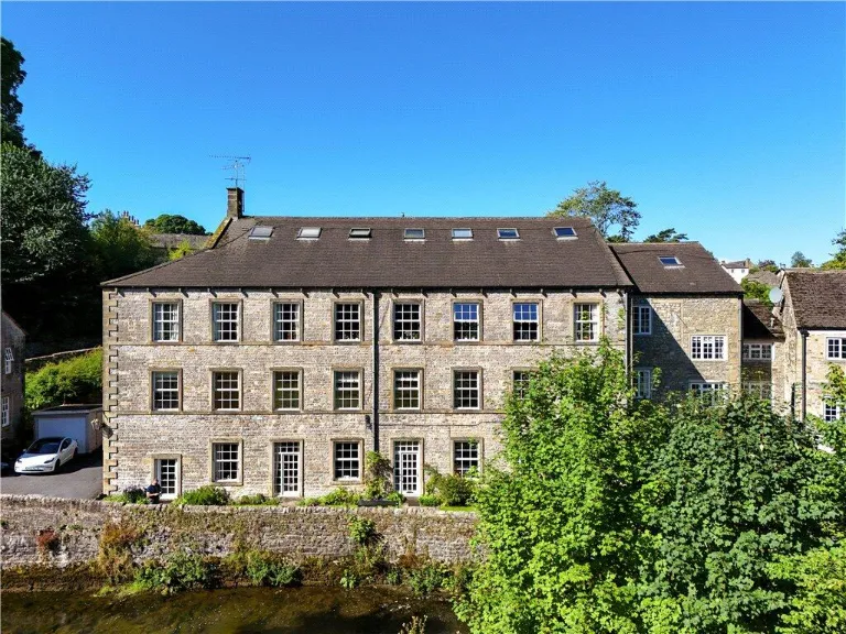 property Compatible Images}