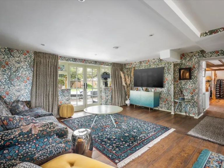 property Compatible Images}