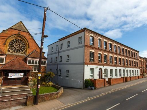 Similar property image