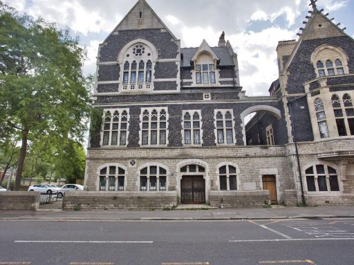 Similar property image