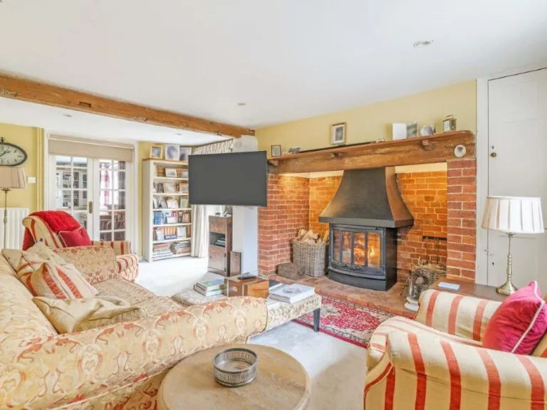 property Compatible Images}