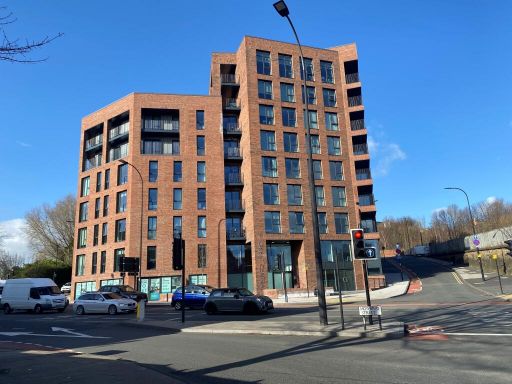 Similar property image