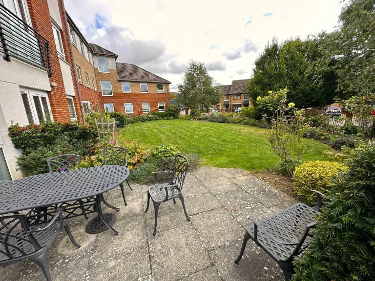 property Compatible Images}