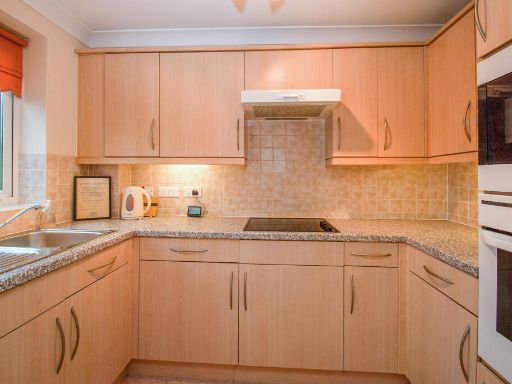 Similar property image