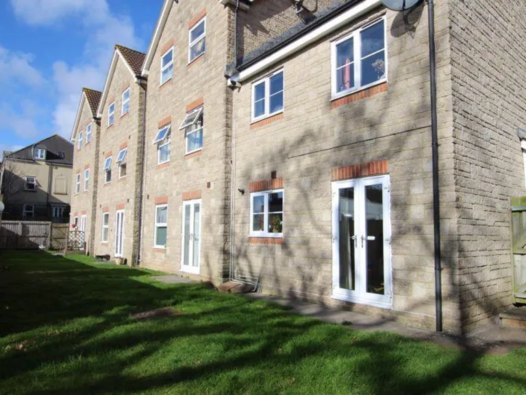 property Compatible Images}