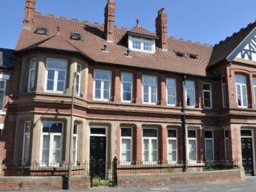 Similar property image