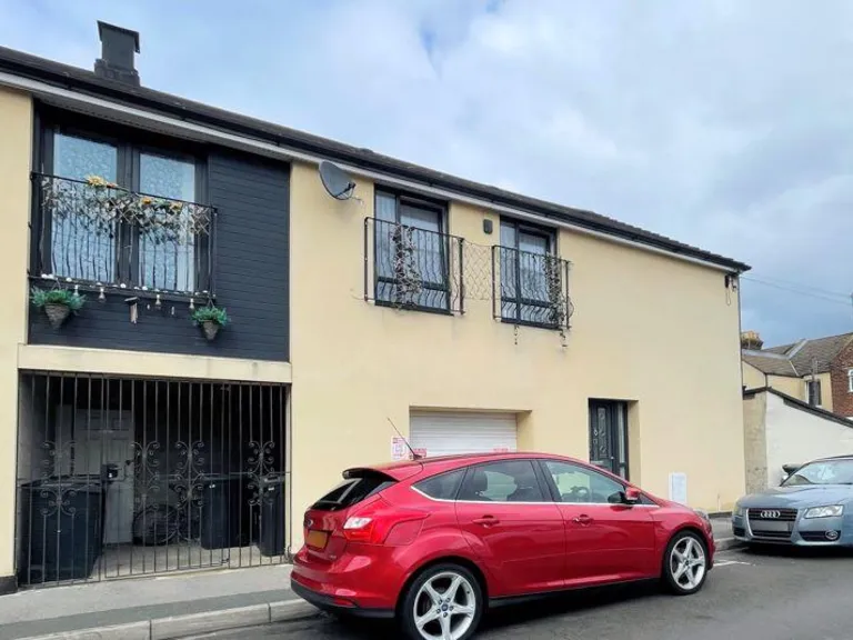 property Compatible Images}