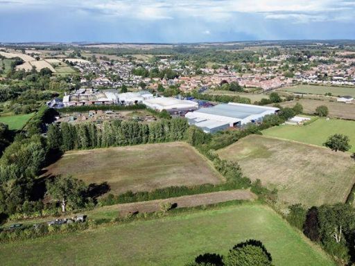 Similar property image