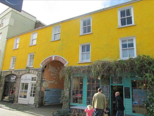 Similar property image