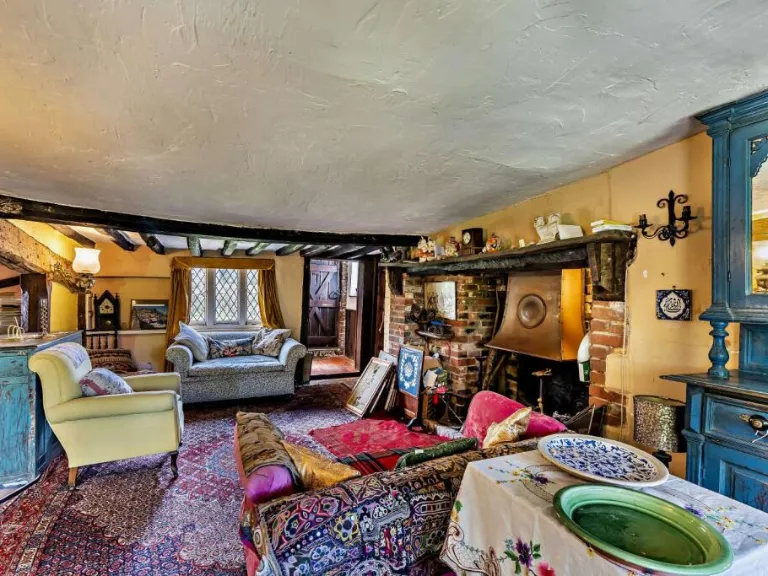 property Compatible Images}