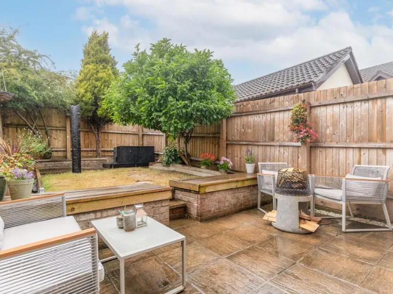 property Compatible Images}