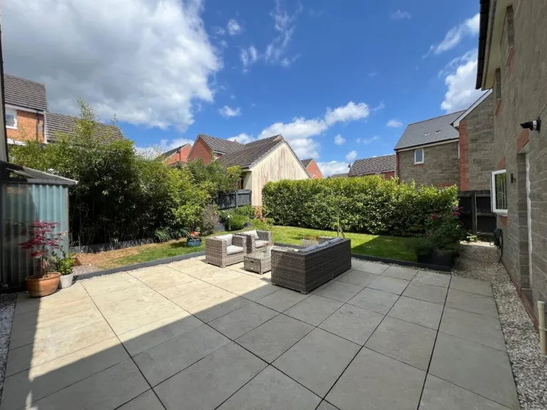 property Compatible Images}
