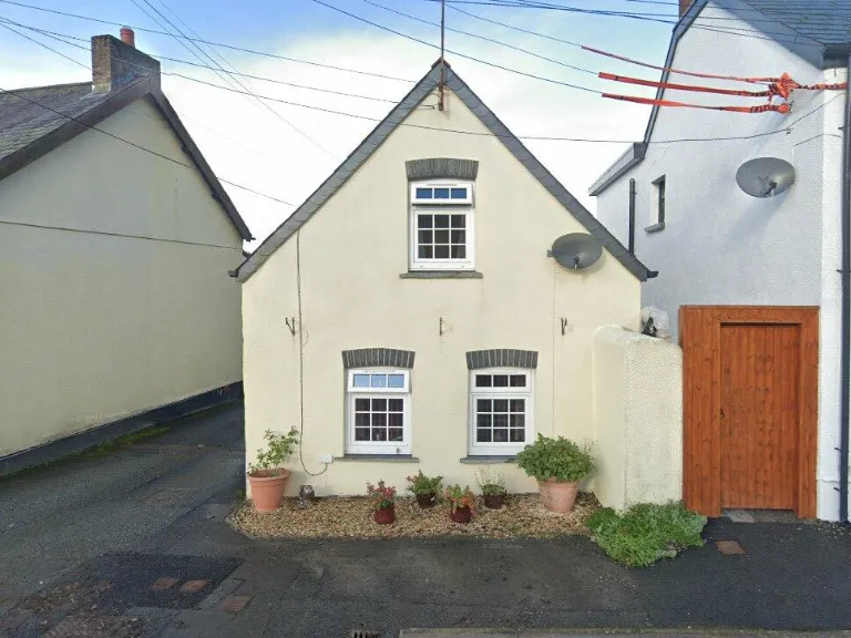 property Compatible Images}