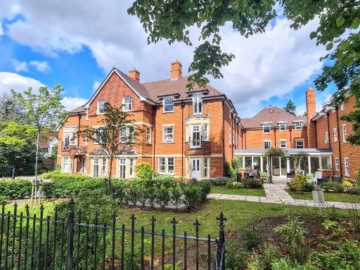 Similar property image