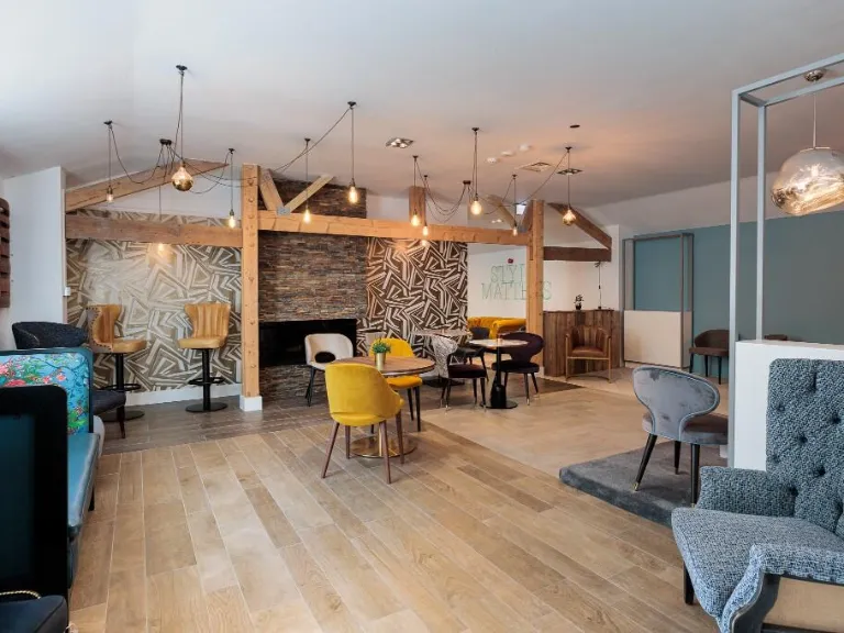 property Compatible Images}