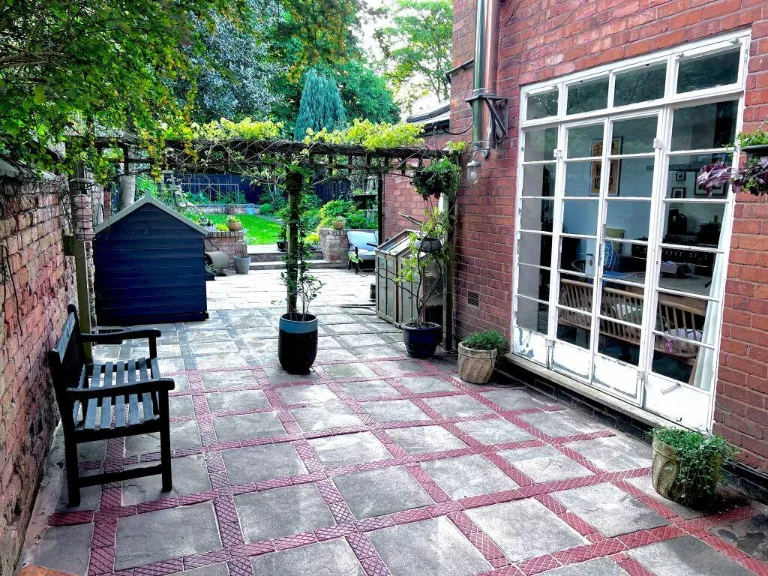 property Compatible Images}